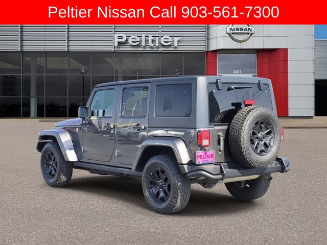 Used 2016 Jeep Wrangler Unlimited Sahara image 4