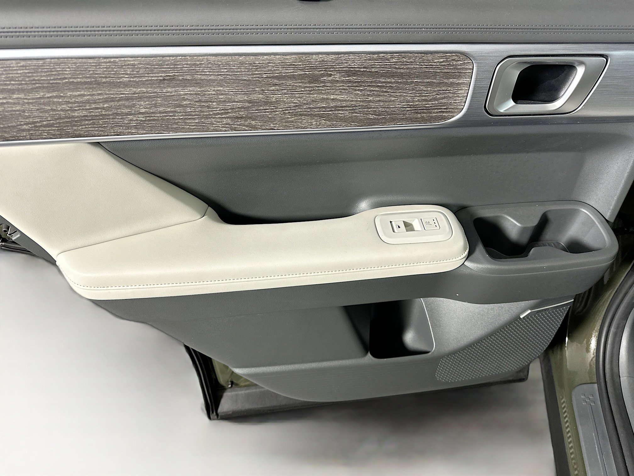 Used 2024 Hyundai Santa Fe Limited image 27