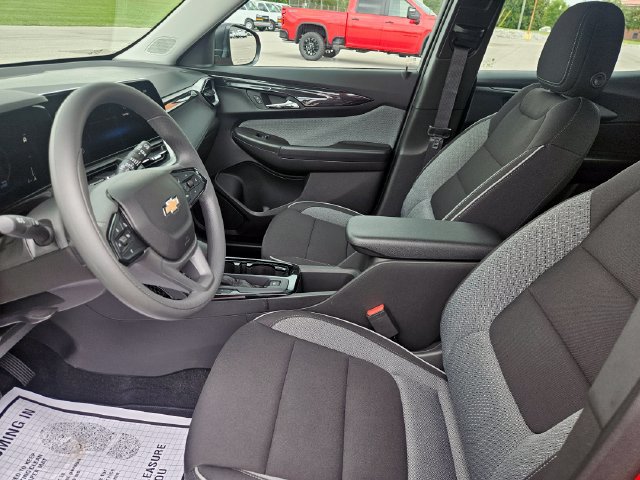 New 2026 Chevrolet TrailBlazer LS FWD image 9