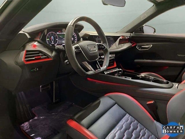 Used 2023 Audi RS e-tron GT image 21