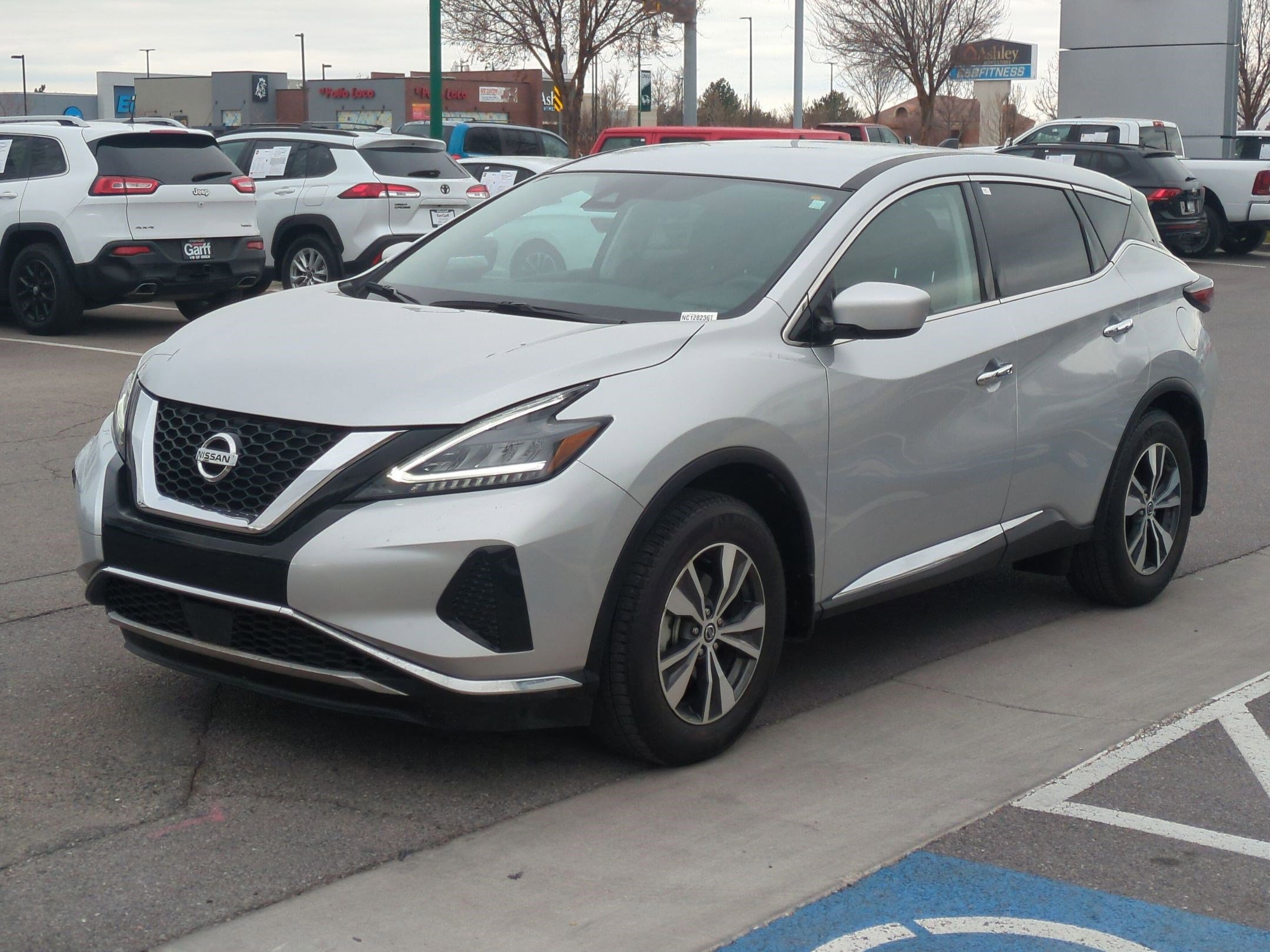 Used 2022 Nissan Murano S image 11