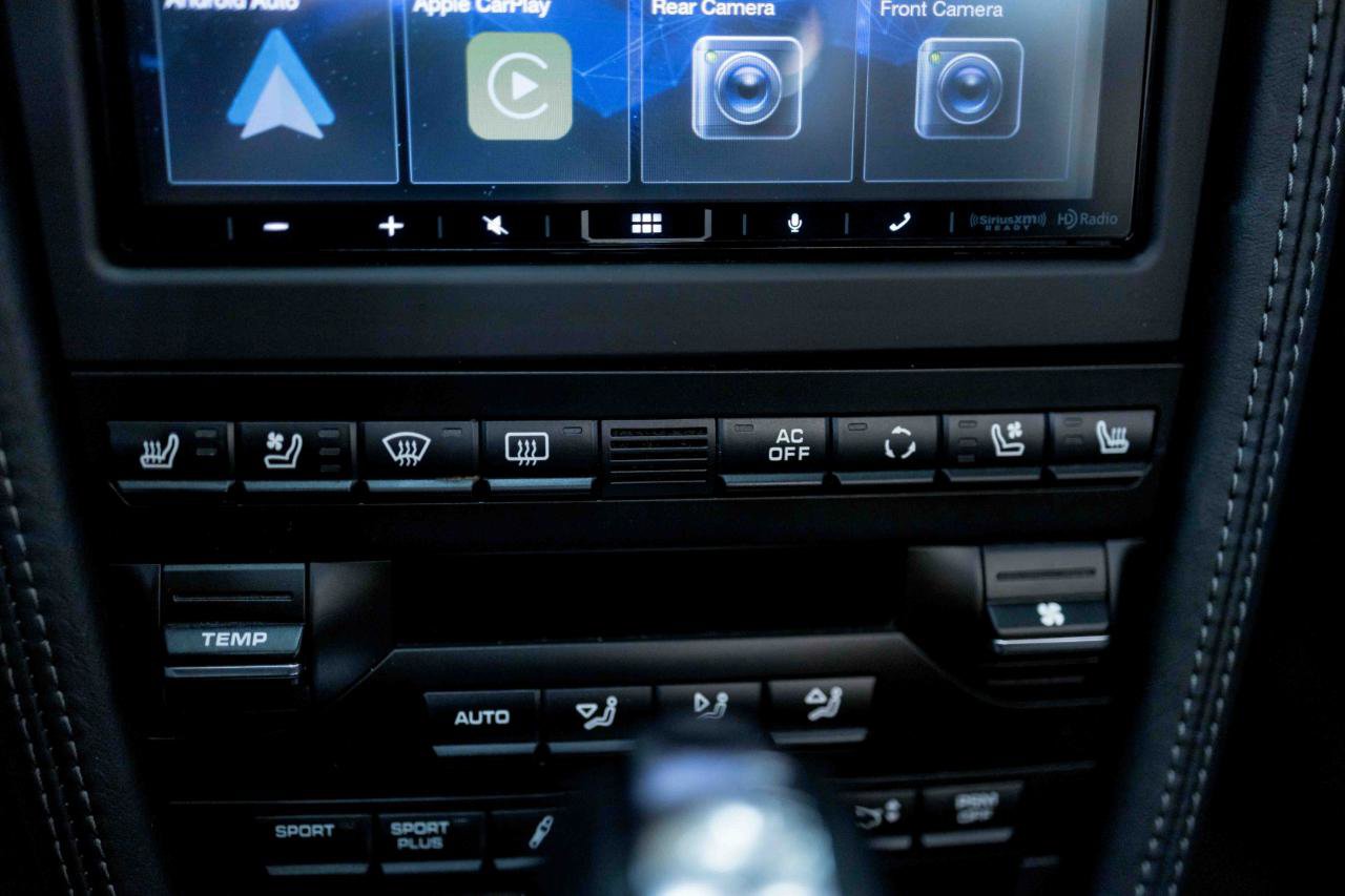 Used 2011 Porsche 911 Turbo S image 62