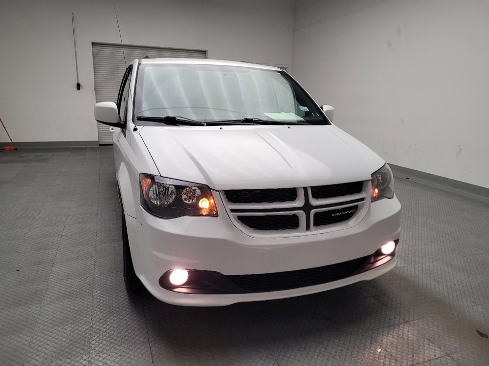 Used 2018 Dodge Grand Caravan GT FWD image 14