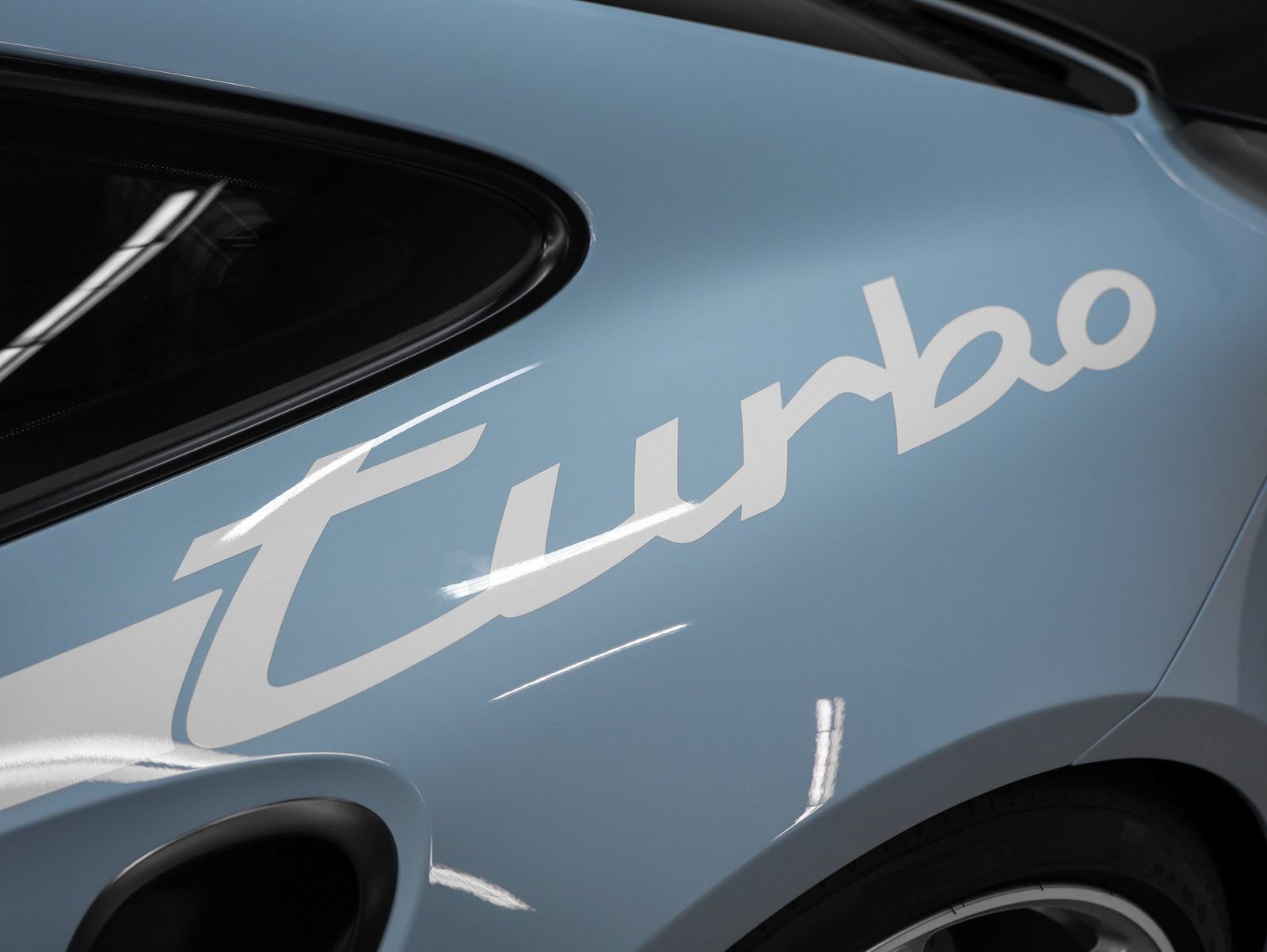 Certified 2025 Porsche 911 Turbo image 28