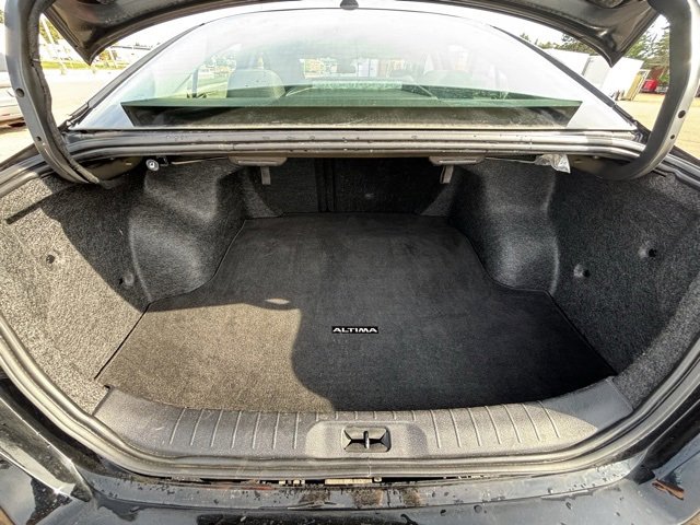 Used 2024 Nissan Altima 2.5 SV image 17