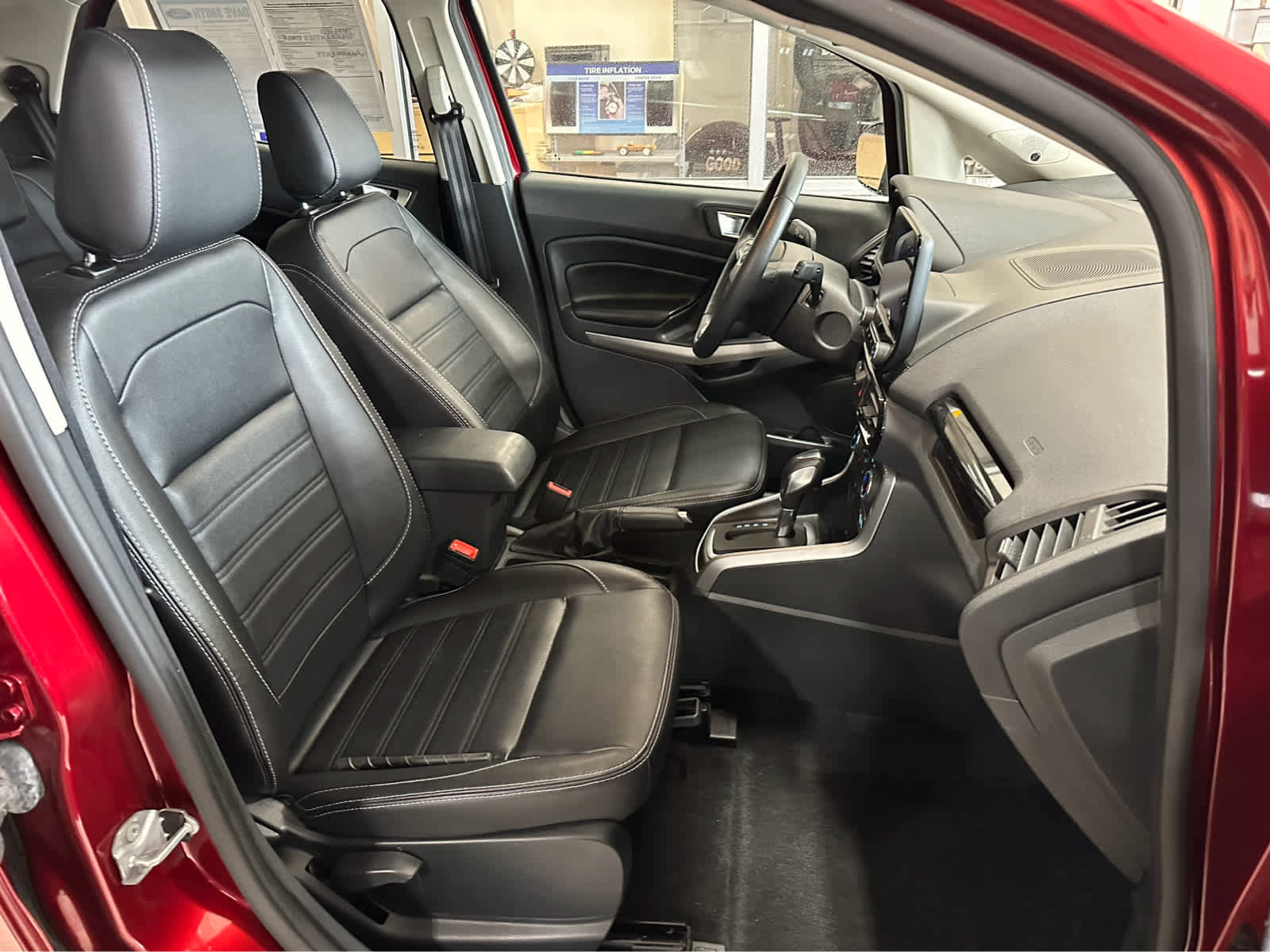 Used 2022 Ford EcoSport Titanium AWD/4WD image 35