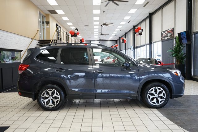Used 2019 Subaru Forester Premium image 17