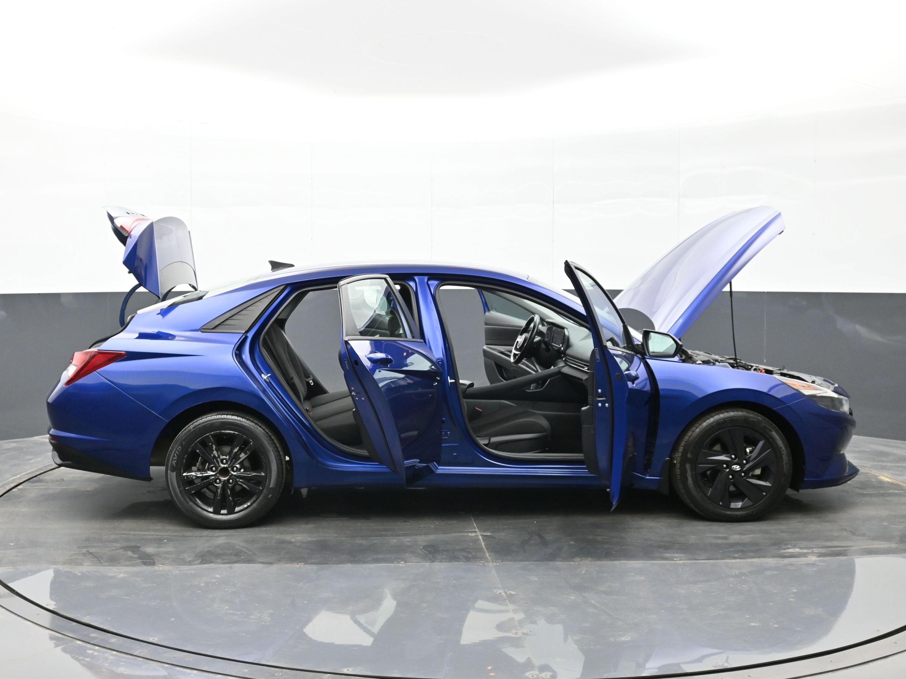 Certified 2022 Hyundai Elantra SEL w/ Convenience Package image 46