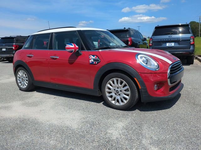 Used 2016 MINI Cooper 4-Door Hardtop FWD image 2