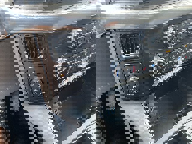 Used 2021 Ford F150 Lariat image 17