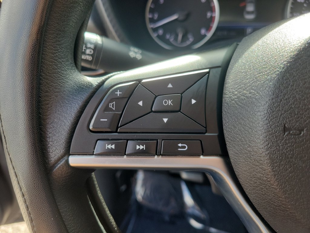 Certified 2024 Nissan Sentra SV FWD image 19