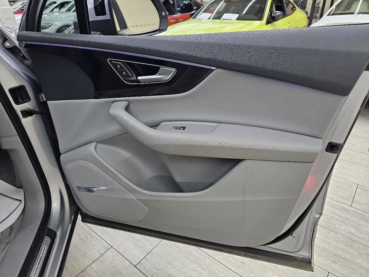 Used 2017 Audi Q7 3.0T Prestige image 44