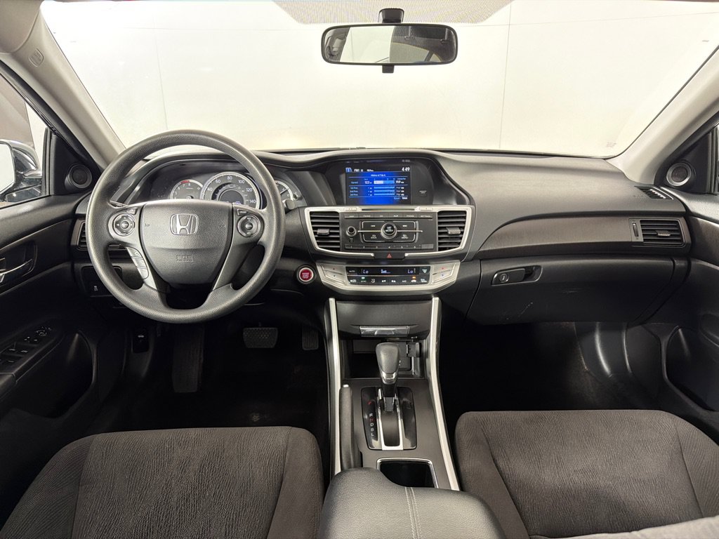 Used 2015 Honda Accord EX image 24