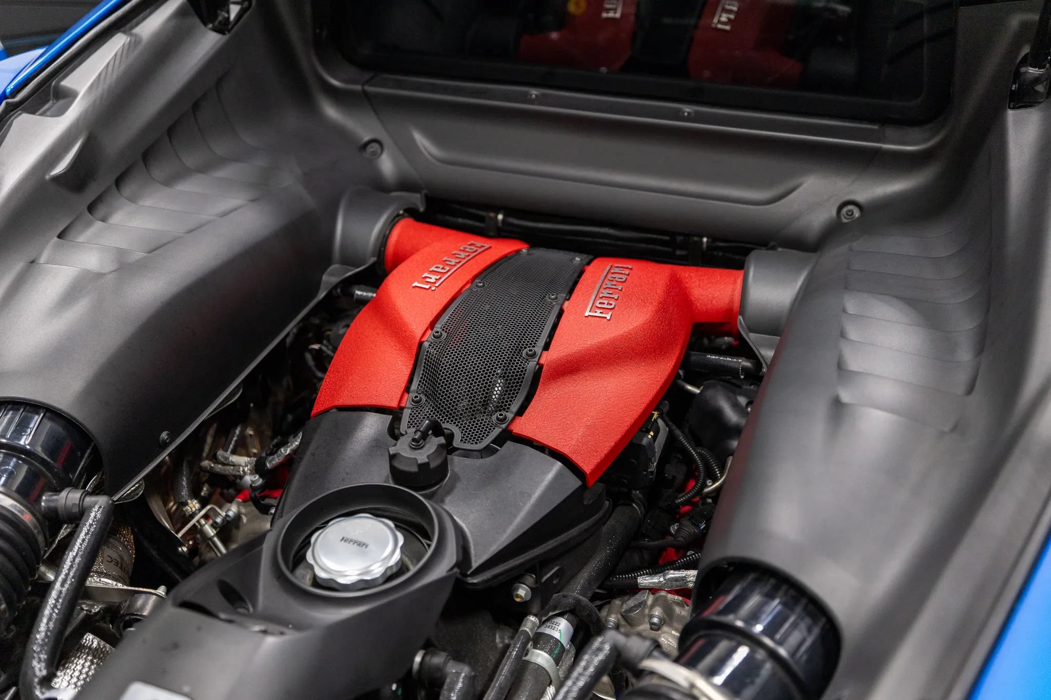 Used 2020 Ferrari F8 Tributo RWD image 49