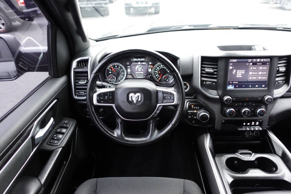 Used 2022 RAM 1500 Big Horn AWD/4WD image 39