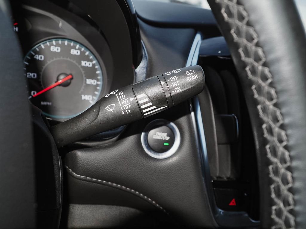 Certified 2023 Chevrolet Traverse LT image 32