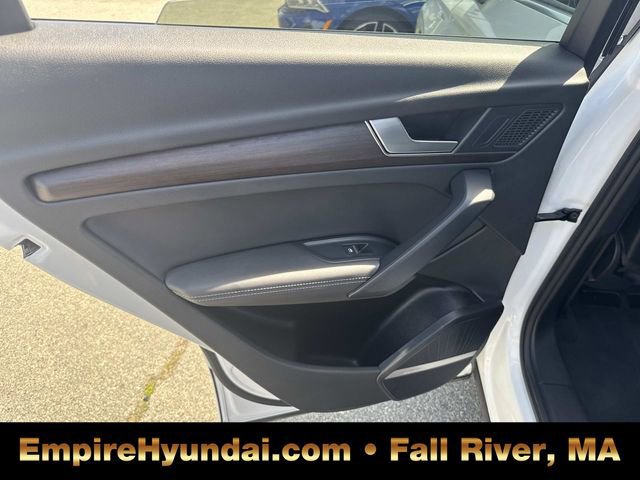 Used 2024 Audi Q5 2.0T Premium Plus image 18