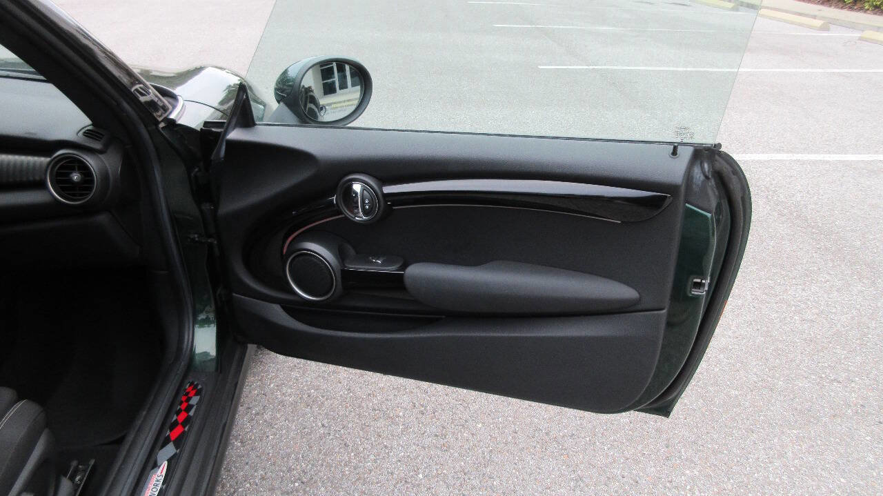 Used 2015 MINI Cooper S FWD image 24