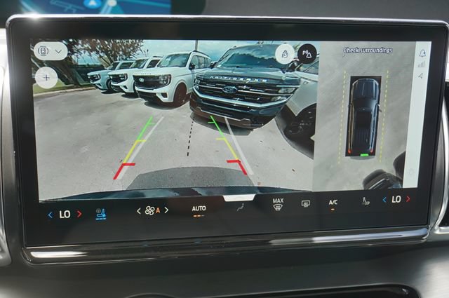New 2027 Ford Expedition Max Platinum w/ Driver's Package AWD/4WD image 11