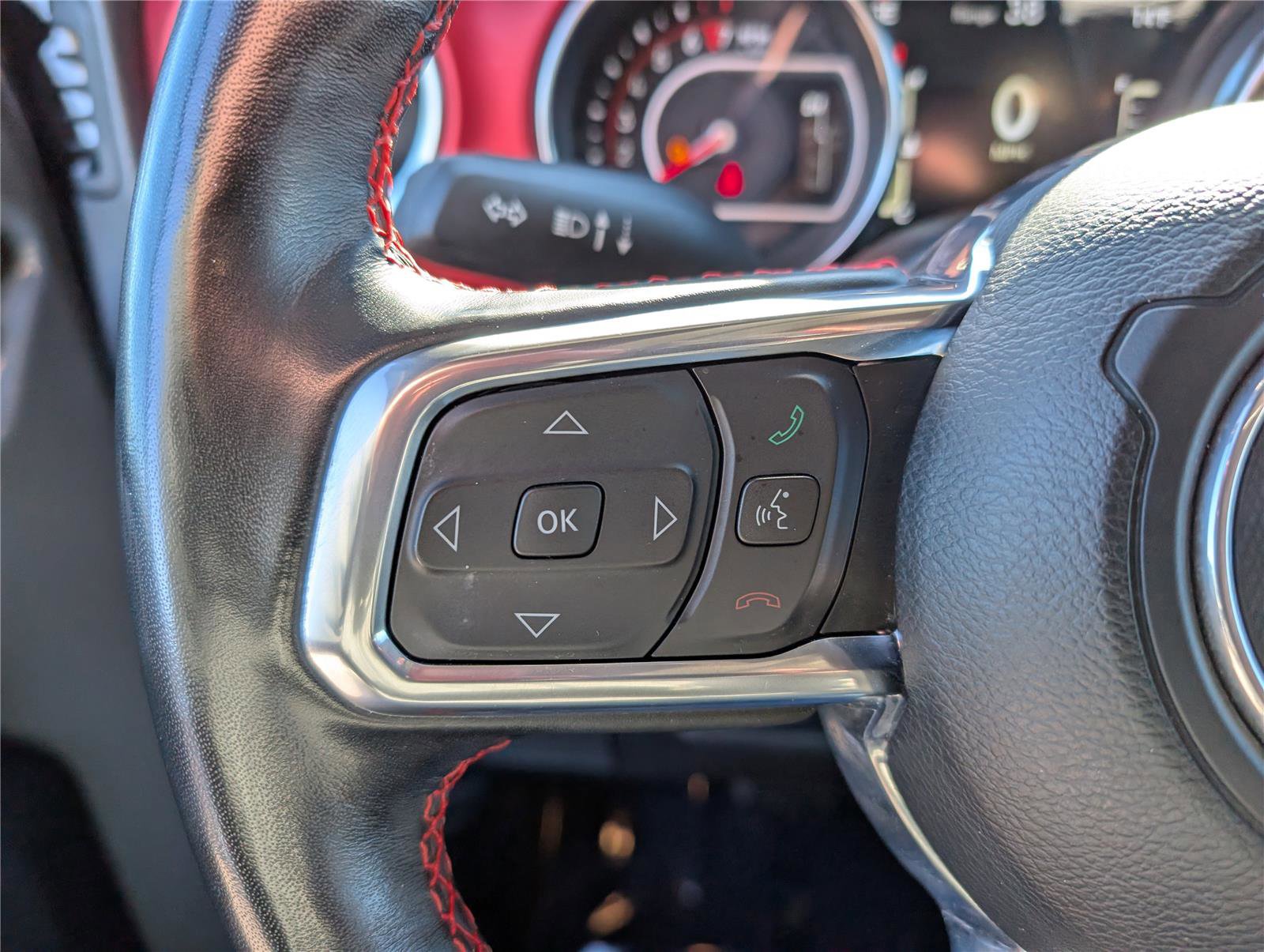 Used 2022 Jeep Gladiator Rubicon w/ Cold Weather Group image 21