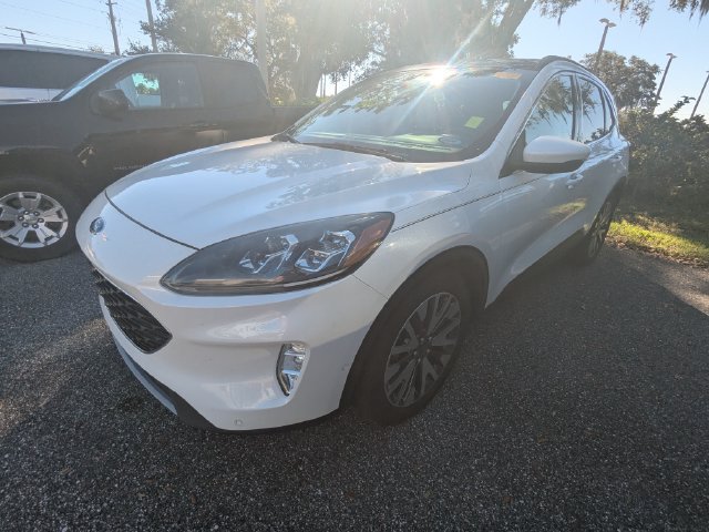 Used 2020 Ford Escape Titanium FWD image 4