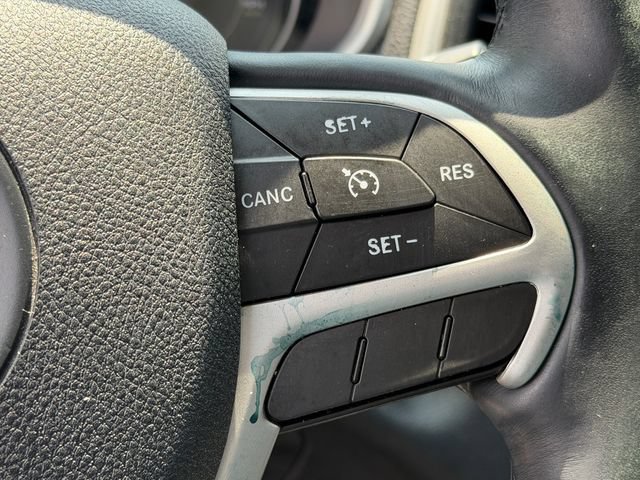 Used 2016 Jeep Cherokee Limited FWD image 25