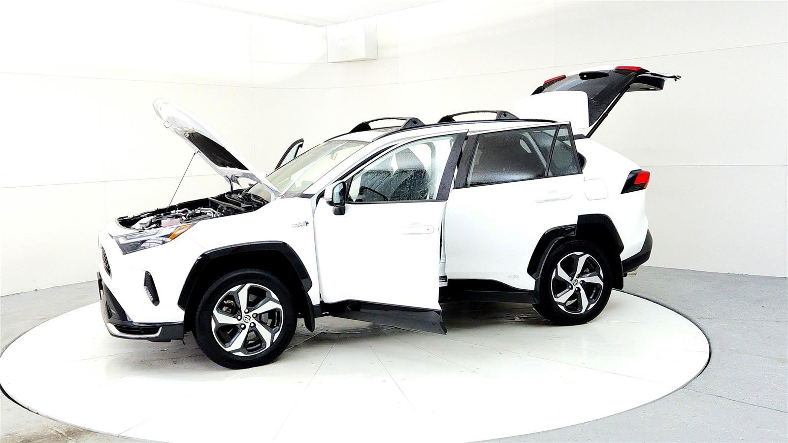 Certified 2023 Toyota RAV4 SE w/ Weather & Moonroof Package image 10