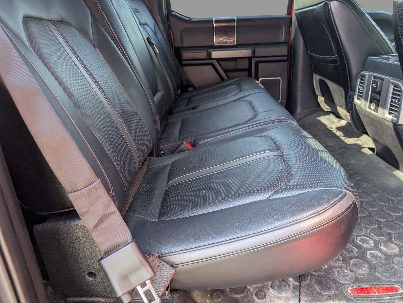 Used 2016 Ford F150 Platinum w/ Equipment Group 701A Luxury AWD/4WD image 37
