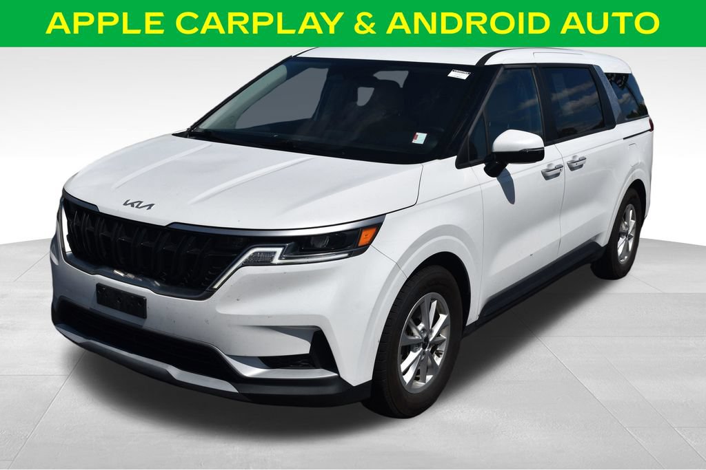 Used 2023 Kia Carnival LX FWD image 4