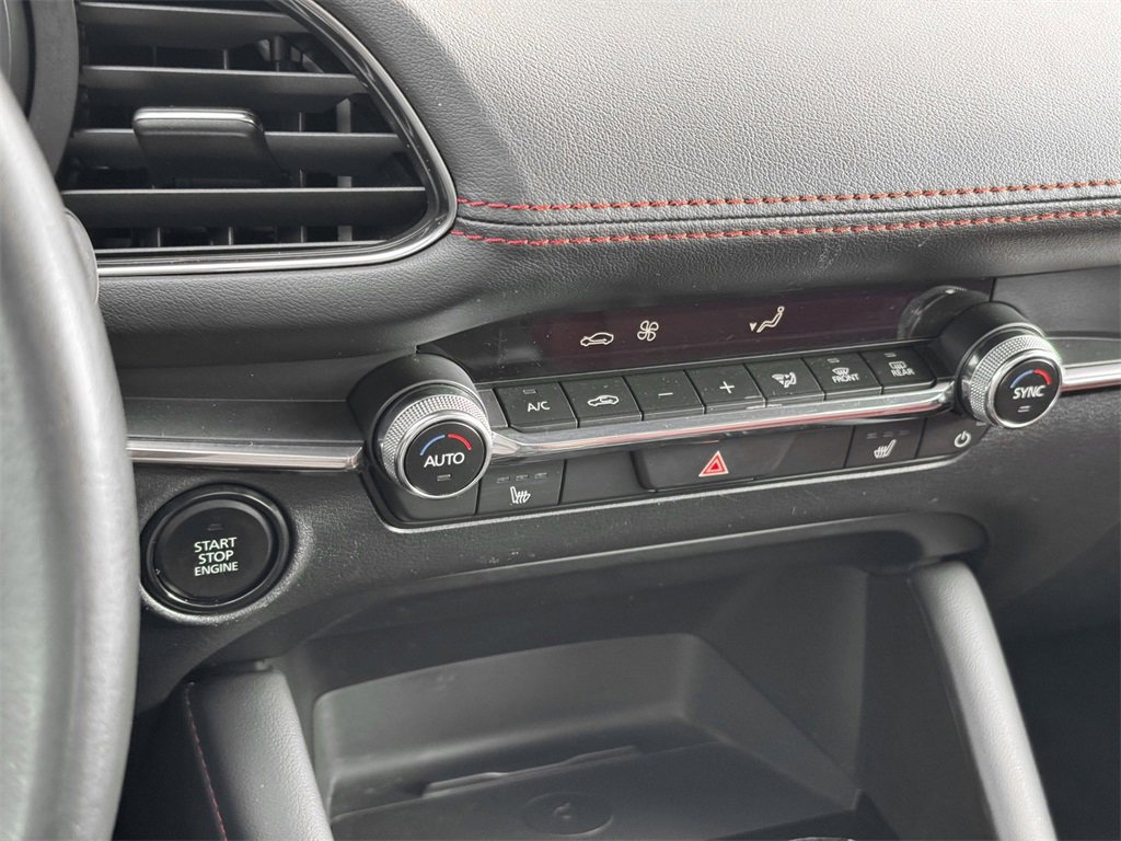 Used 2024 MAZDA MAZDA3 s image 24