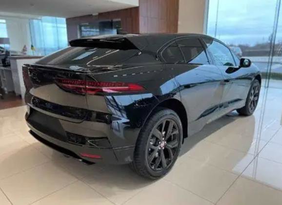 Used 2023 Jaguar I-PACE HSE image 3