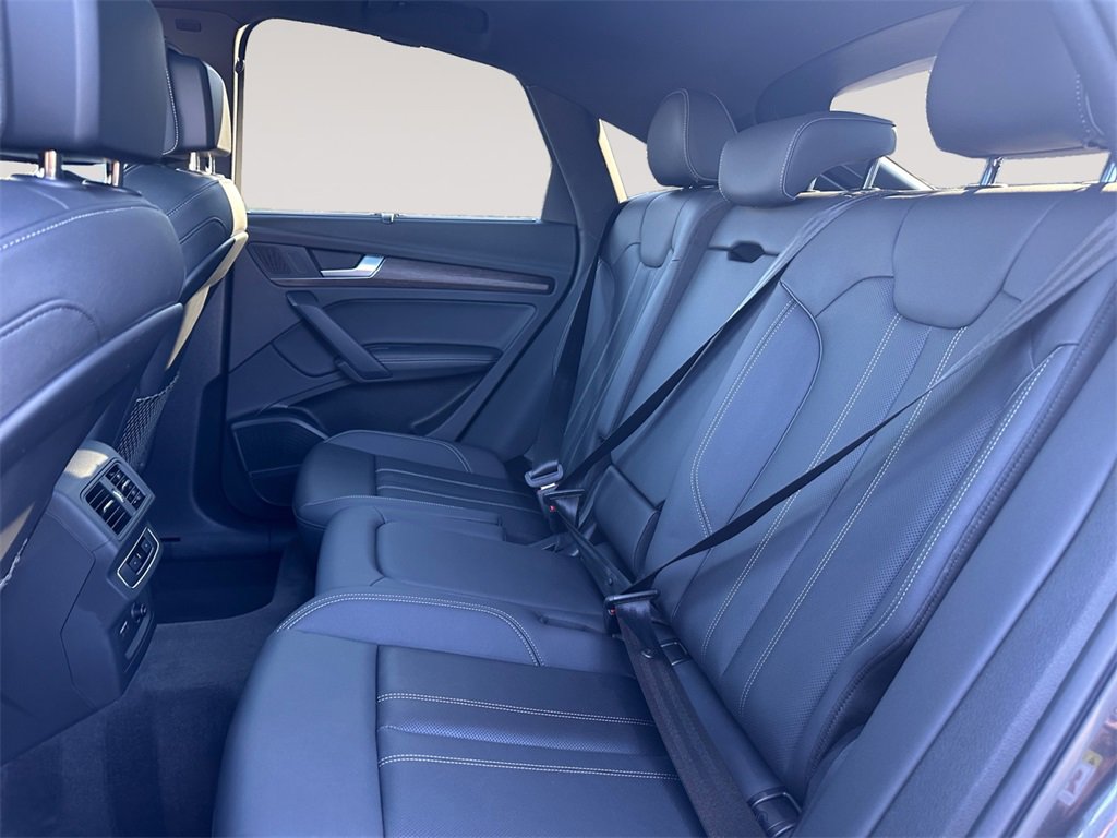 Used 2023 Audi Q5 2.0T Premium Plus w/ Premium Plus Package image 13