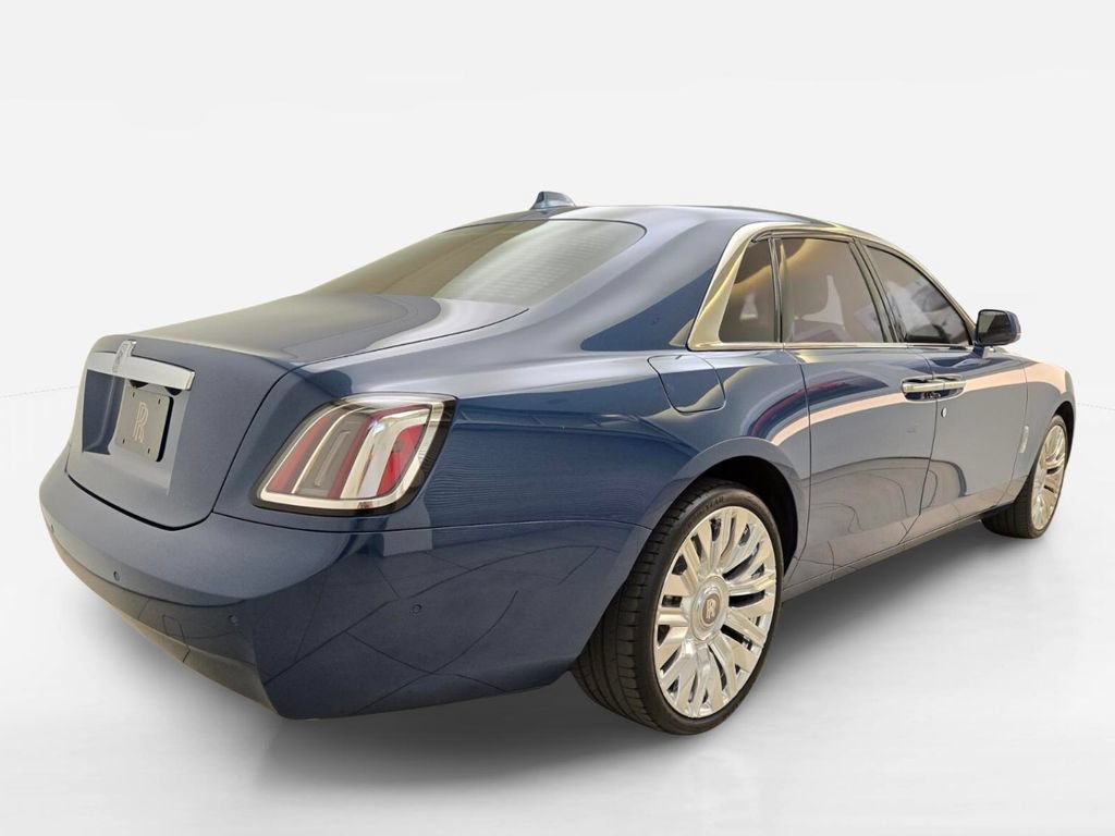 Certified 2025 Rolls-Royce Ghost AWD/4WD image 2