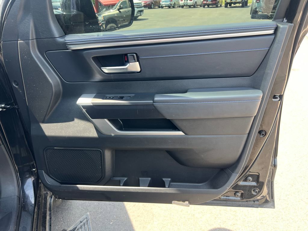 Used 2024 Toyota Sequoia Platinum AWD/4WD image 39