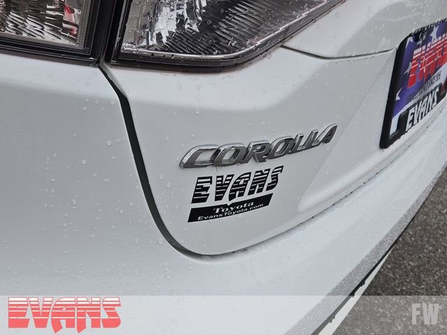 Used 2021 Toyota Corolla LE image 4