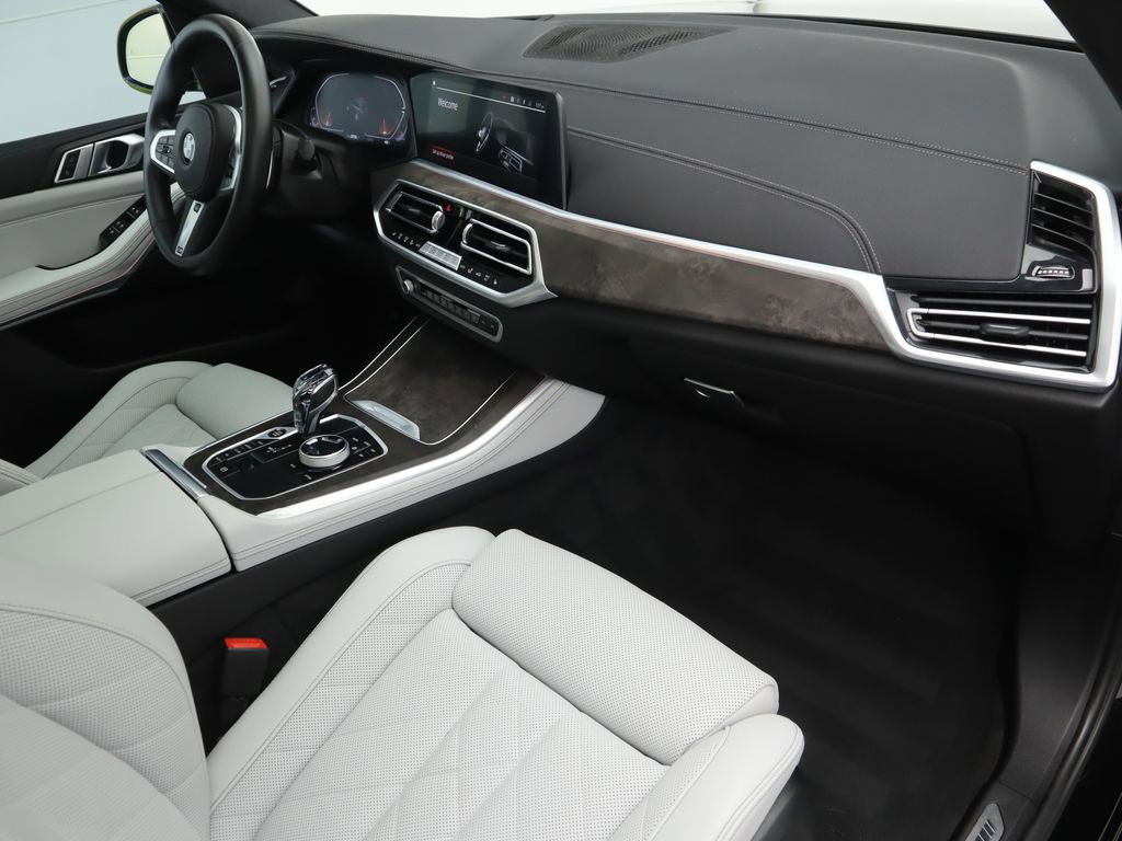 Certified 2023 BMW X5 xDrive40i w/ Executive Package image 18