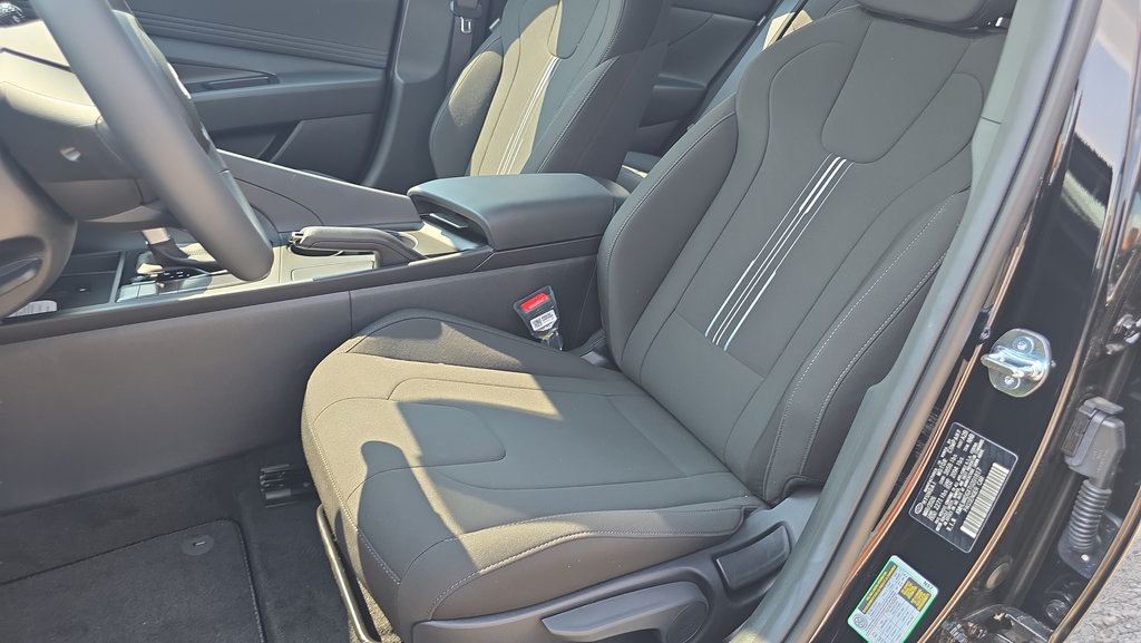 New 2026 Hyundai Elantra Sport FWD image 14
