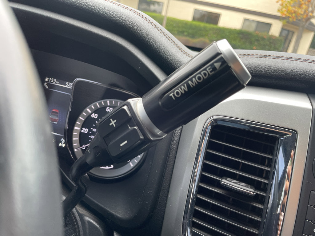 Used 2017 Nissan Titan SL image 32