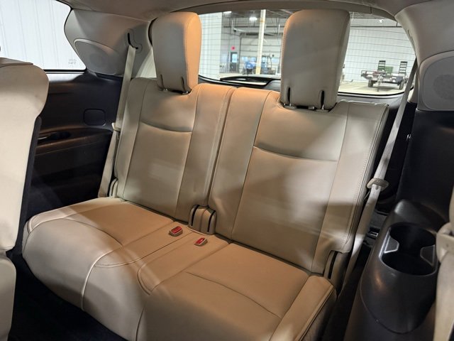 Used 2019 INFINITI QX60 Luxe w/ Essential Package image 31