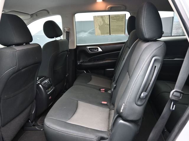 Used 2020 Nissan Pathfinder S image 14