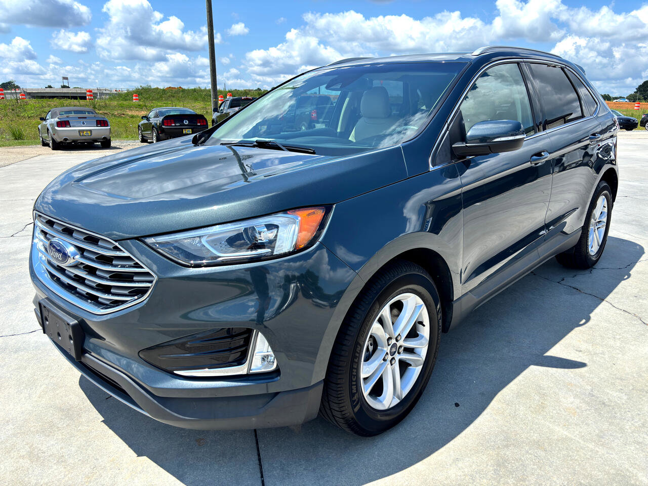 Used 2019 Ford Edge SEL w/ Equipment Group 201A image 8