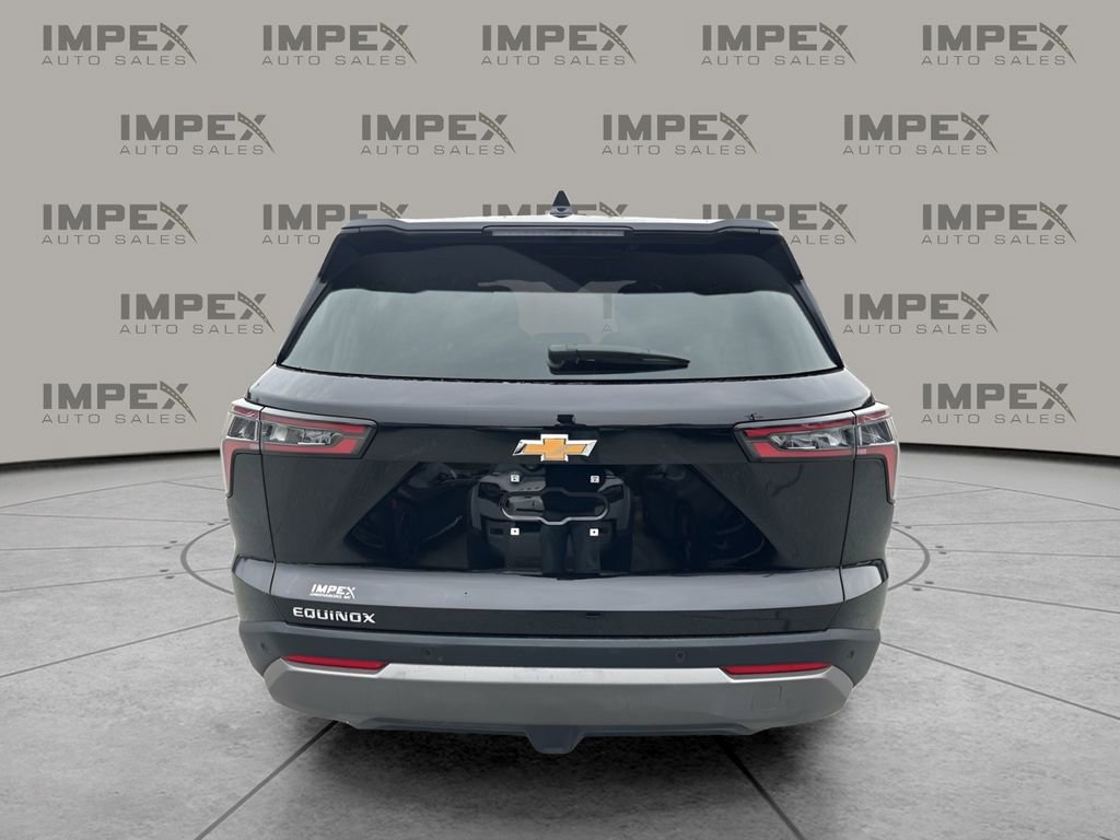 Used 2025 Chevrolet Equinox LT image 4