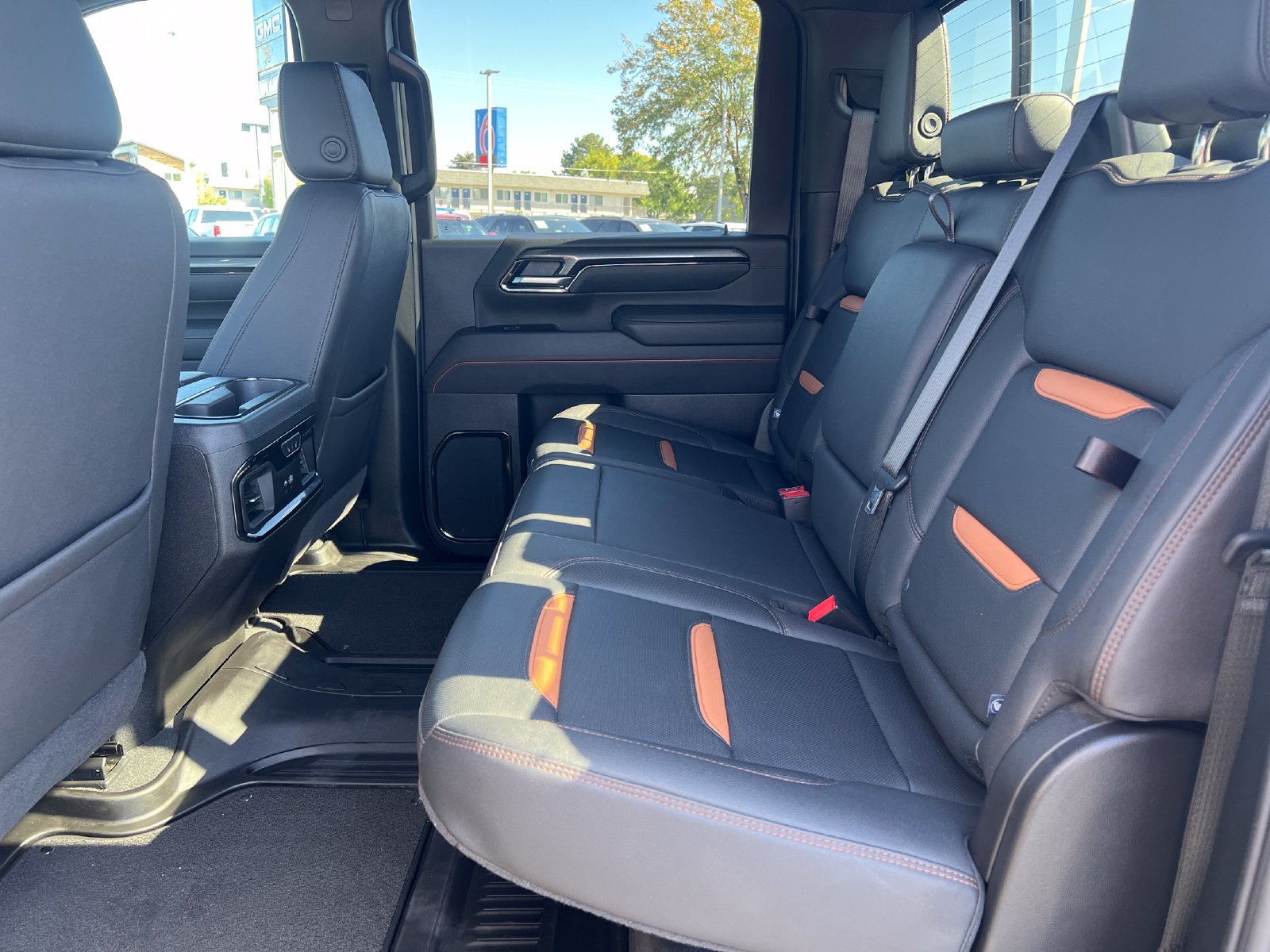 Used 2026 GMC Sierra 2500 AT4 w/ AT4 Premium Plus Package AWD/4WD image 27
