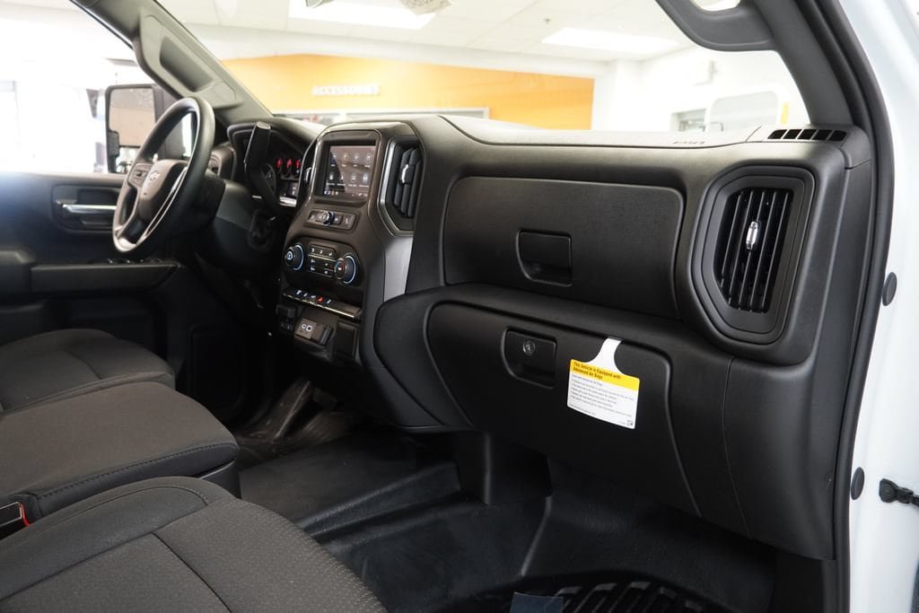 New 2026 Chevrolet Silverado 3500 W/T AWD/4WD image 34