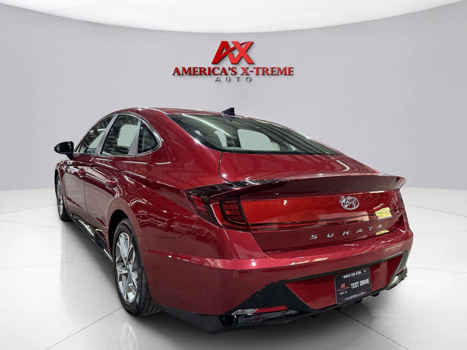 Used 2023 Hyundai Sonata SEL FWD image 5