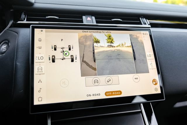 New 2026 Land Rover Range Rover Velar Belgravia AWD/4WD image 27