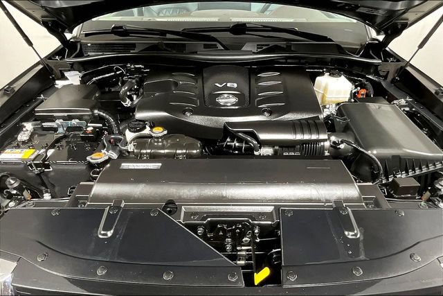 Used 2024 Nissan Armada Platinum w/ Captain's Chairs Package image 9