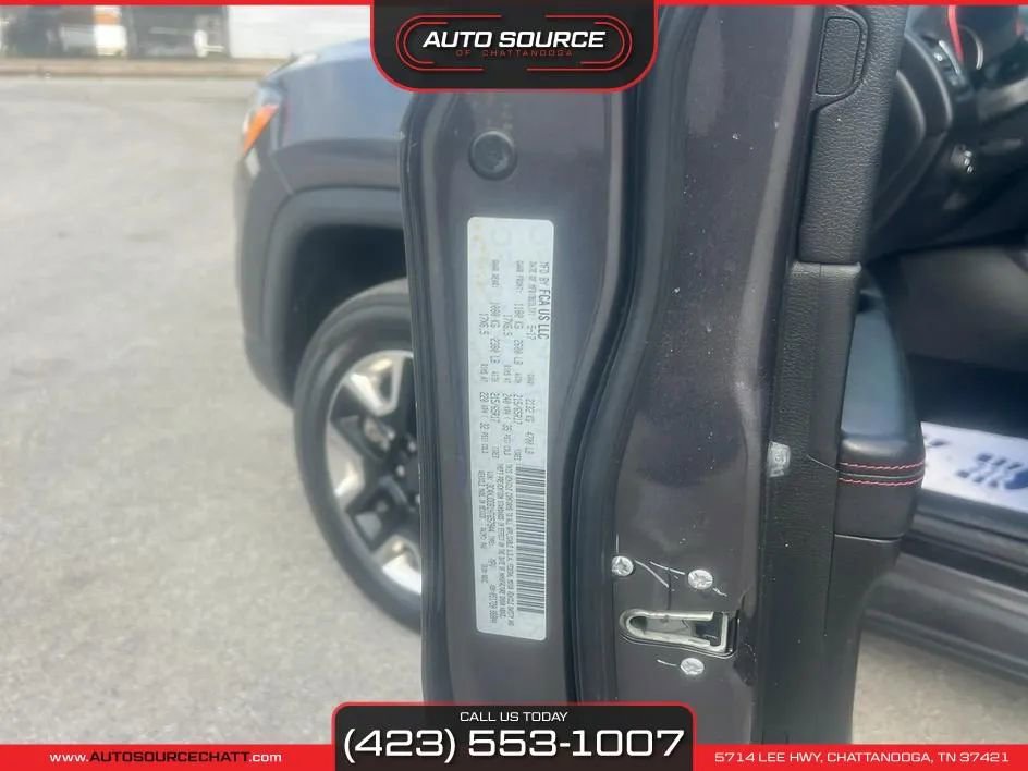 Used 2017 Jeep Compass Trailhawk w/ Navigation Group image 13
