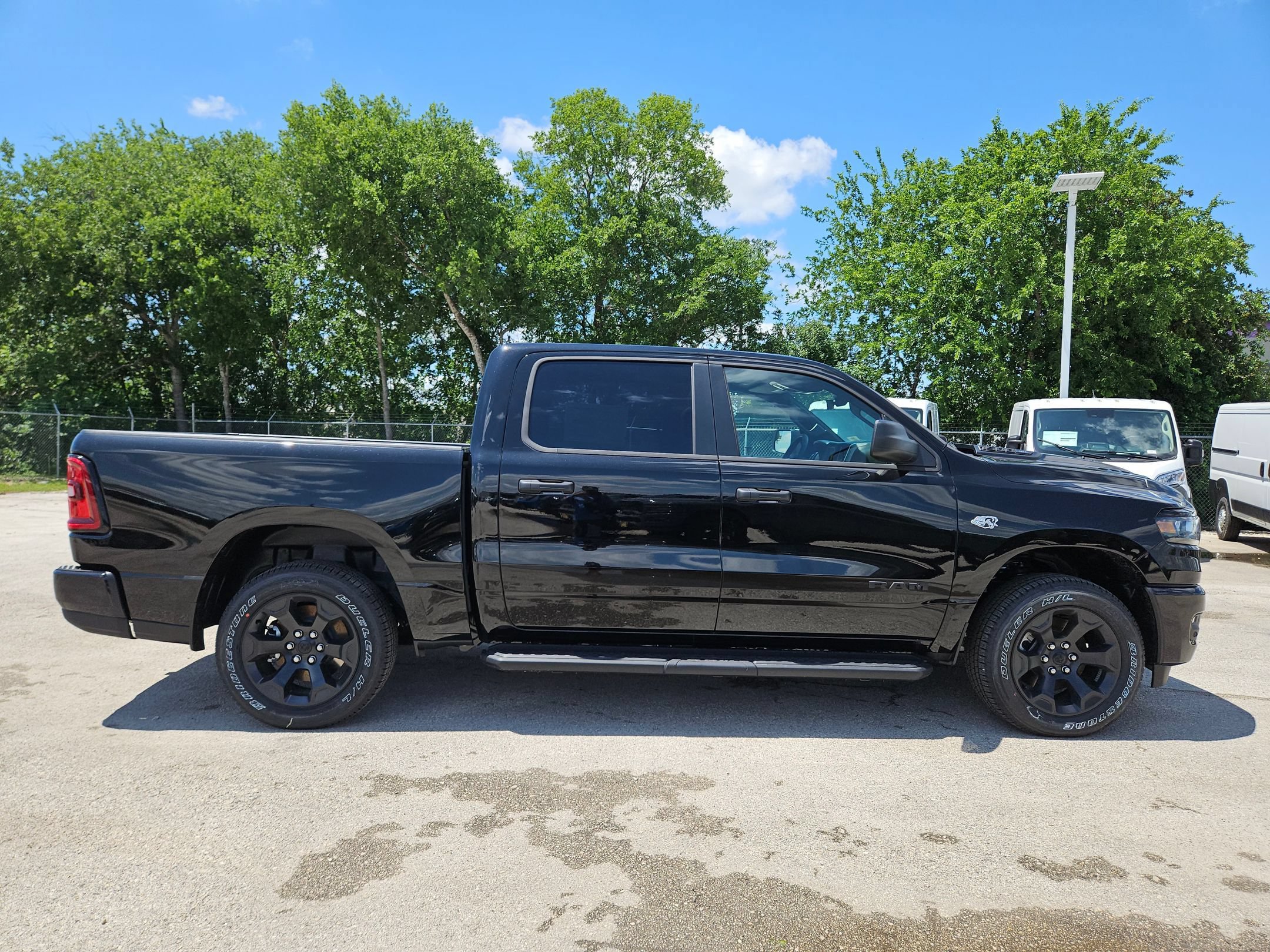 New 2026 RAM 1500 Express AWD/4WD image 2