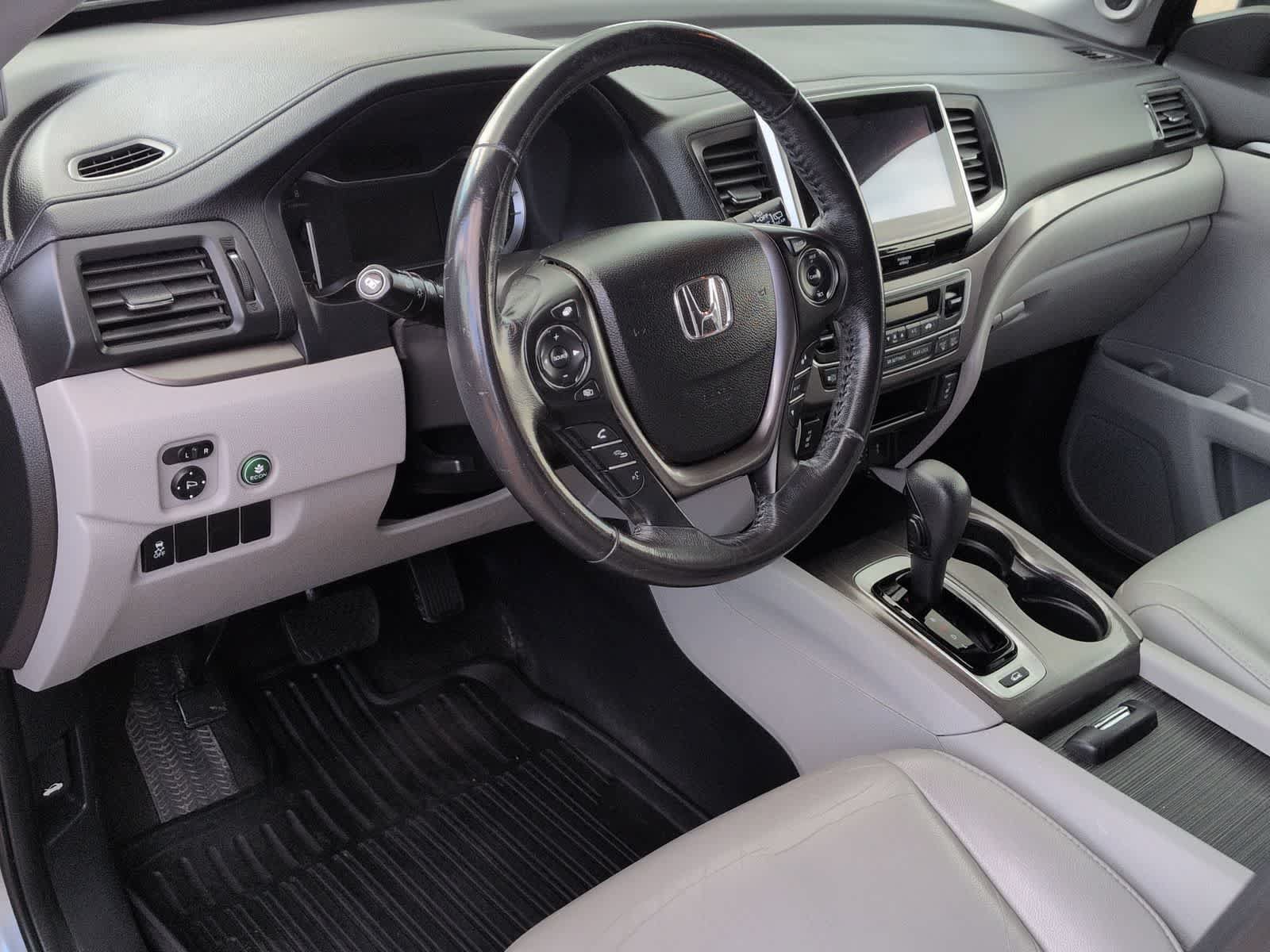 Used 2017 Honda Pilot EX-L image 10